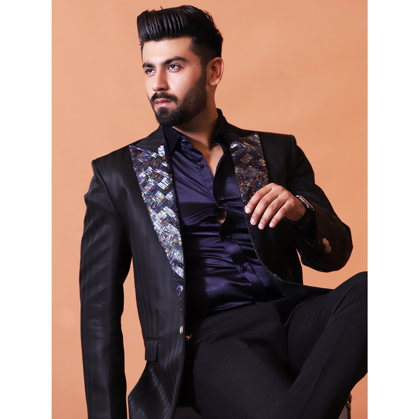Self Lining Tuxedo Bespoke Suit for Men