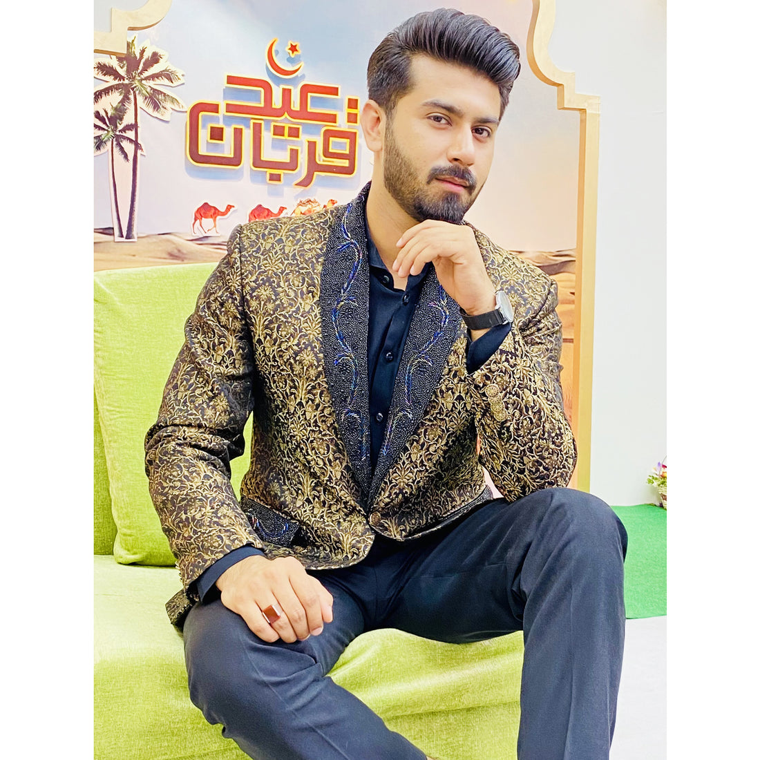 Tuxedo Style Jamawar Bespoke Suit for Men