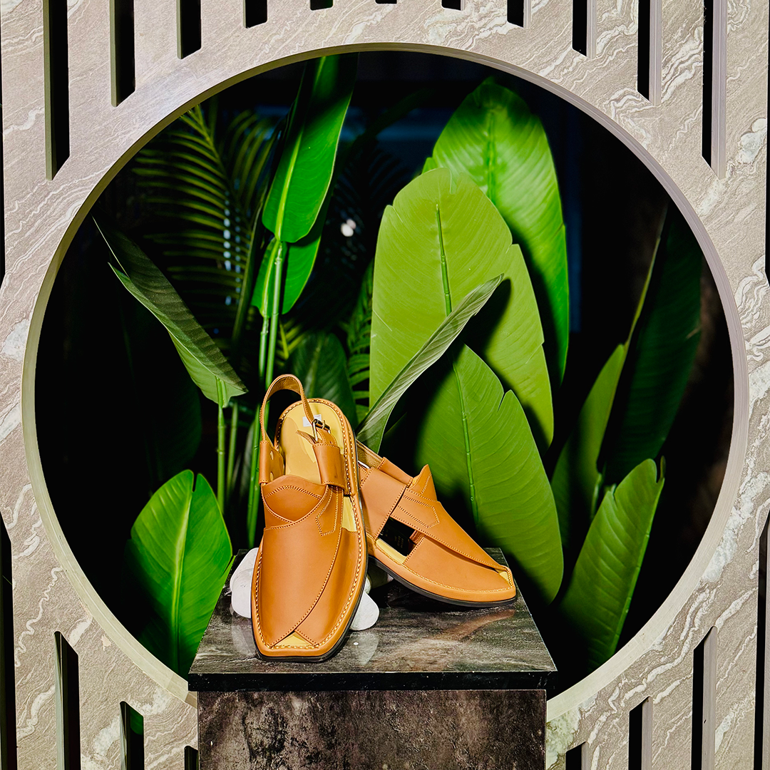 Cut shape  Zalmi chappal Round 702