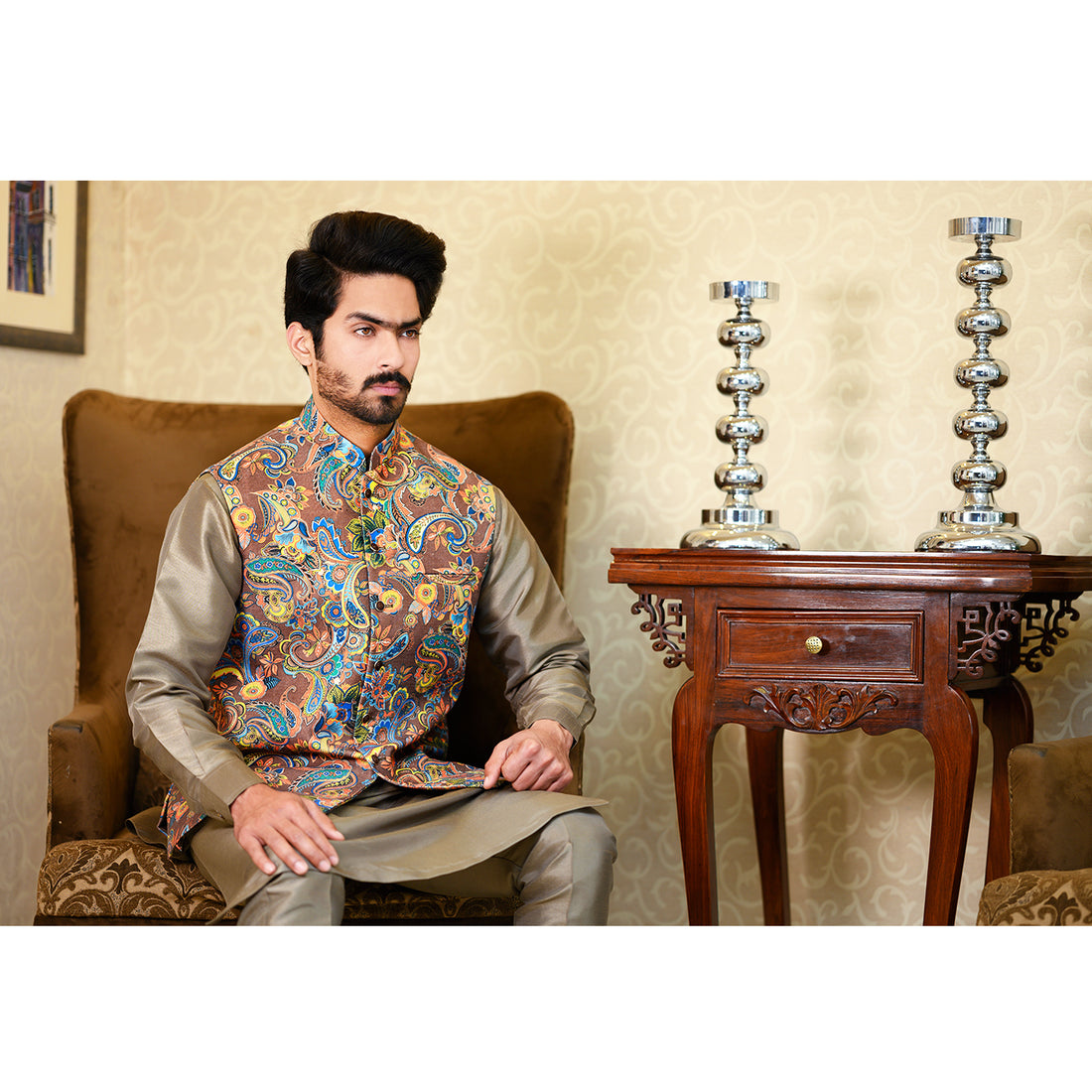 Lightweight Corduroy Waistcoat For Men – Signature Line